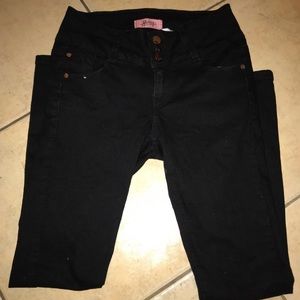 Black hw jeans